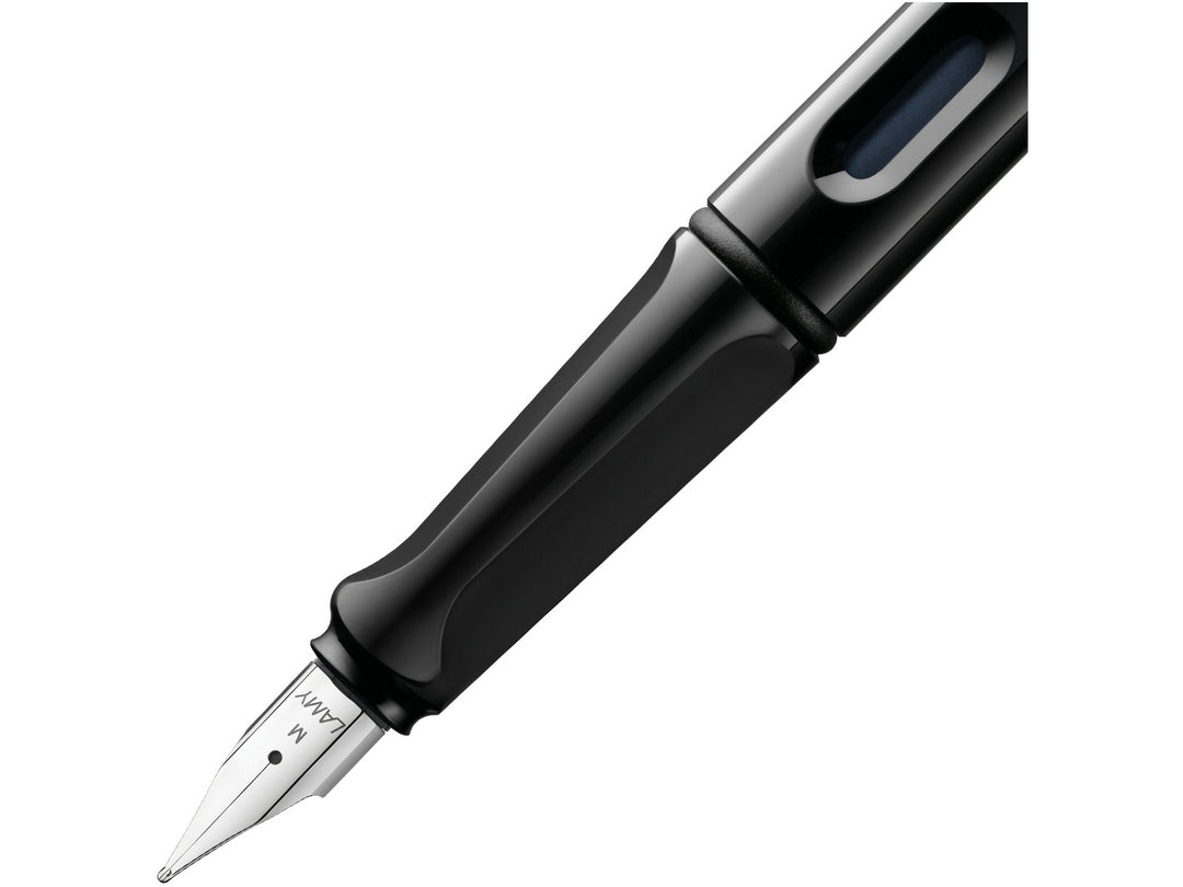 LAMY safari fountain pen Black close-up of stainless steel nib, ergonomic grip and ink level window