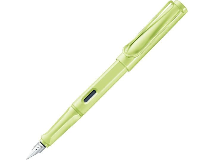 LAMY safari spring green fountain pen featuring stainless steel nib, ergonomic grip section and wire clip
