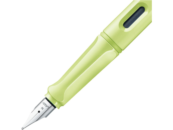 LAMY safari fountain pen Spring Green close-up of stainless steel nib, ergonomic grip and ink level window