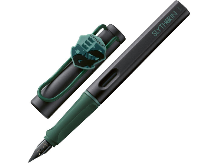 LAMY safari Harry Potter Slytherin fountain pen featuring Slytherin house charm, ergonomic grip section and black steel nib