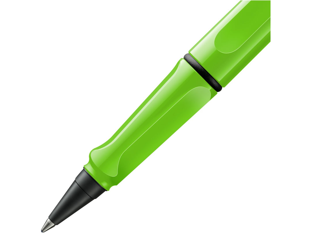 LAMY safari rollerball pen grip detail with ergonomic moulded grip section and rollerball writing tip in green finish