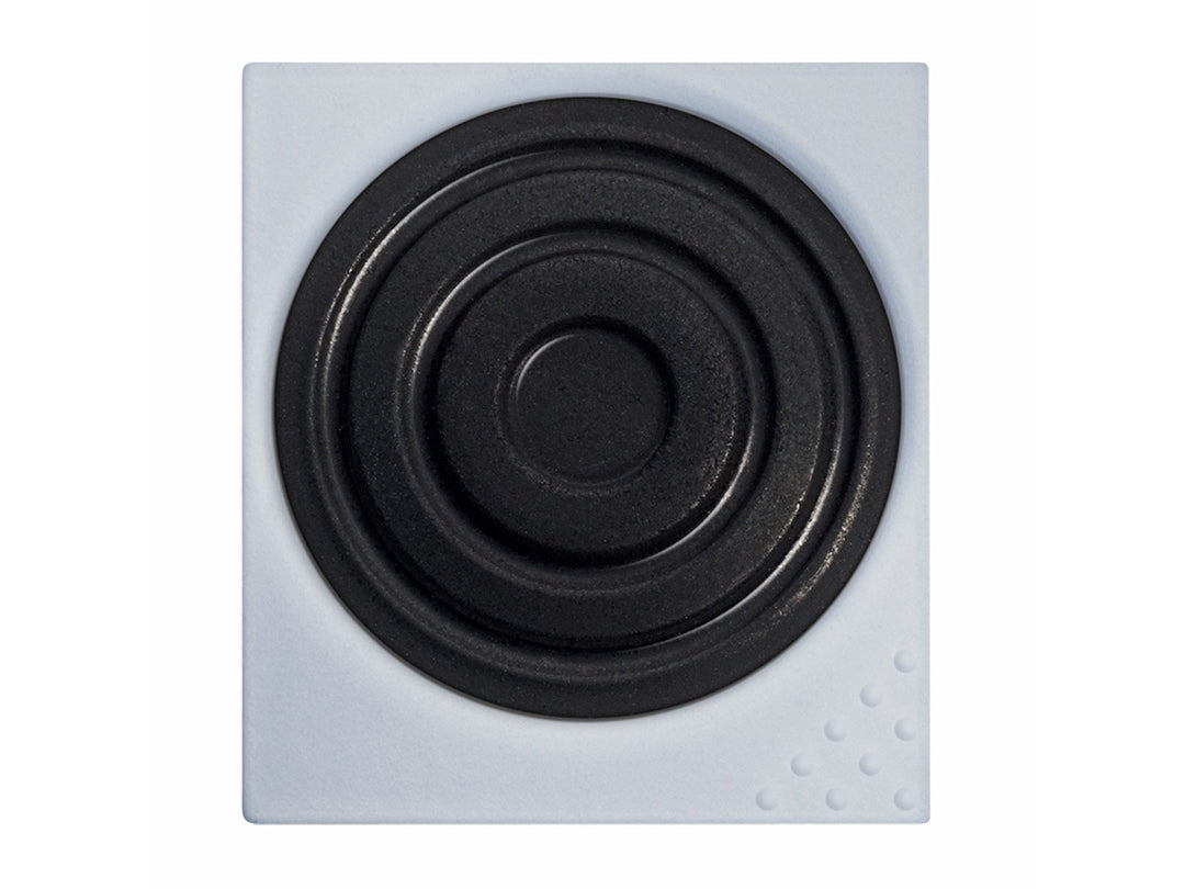 LAMY aquaplus Watercolour Paint Pan in Black, featuring a square paint pan with a circular black watercolour cake and textured mixing surface designed for use with the LAMY Z 70 Paint Tray and aquaplus painting system
