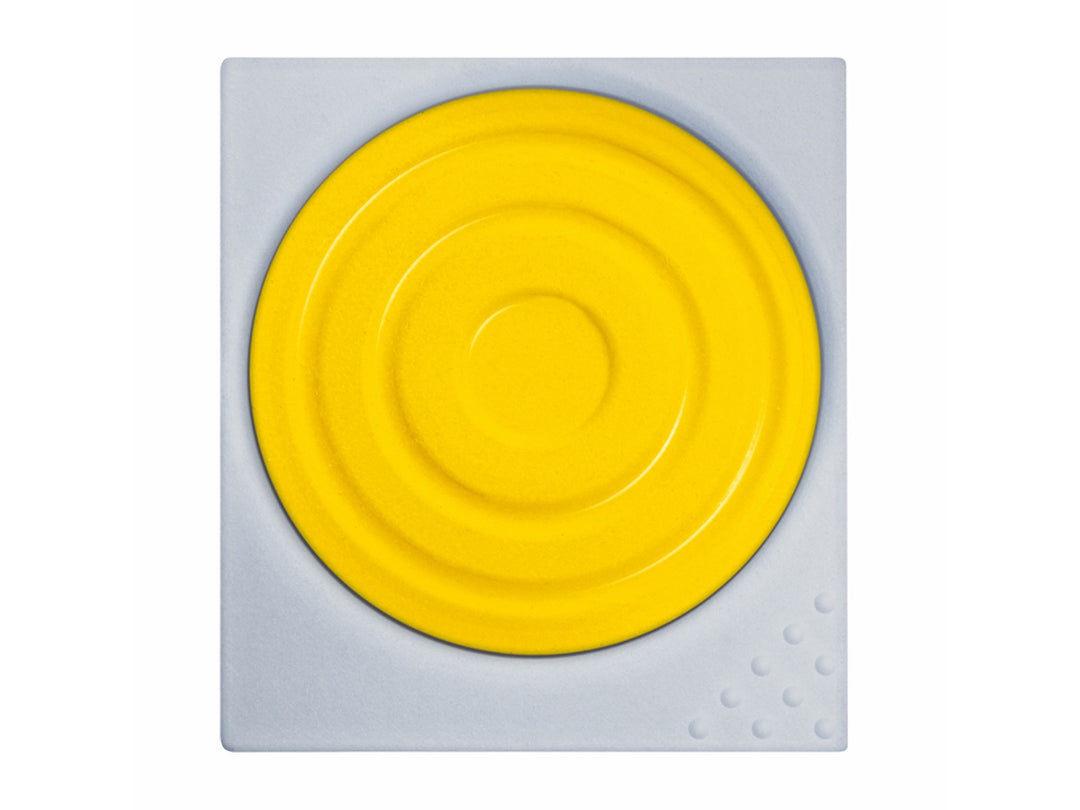 LAMY aquaplus Watercolour Paint Pan in Yellow, featuring a square paint pan with a circular yellow watercolour cake and textured mixing surface designed for use with the LAMY Z 70 Paint Tray and aquaplus painting system