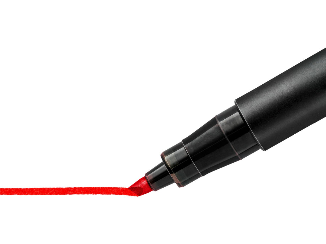STAEDTLER Lumocolor 314 pen drawing approx 1.0 - 2.5 mm bold line on surface