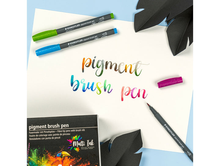 STAEDTLER pigment brush pen 371 nature colour set used to create botanical illustration with natural tones