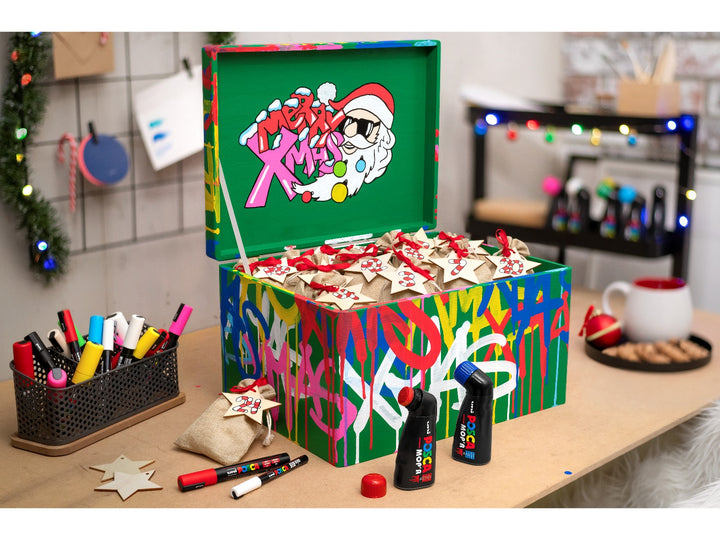 Lifestyle image featuring the uni POSCA MOP&