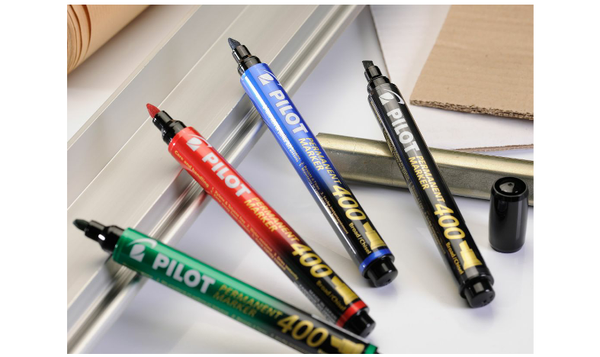 Pilot 400 Permanent Marker Pen Chisel Tip