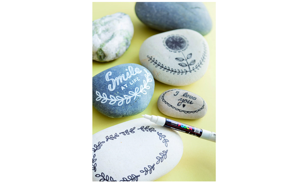 Uni POSCA Marker Pen PC-1M Extra Fine Set of 8 Assorted