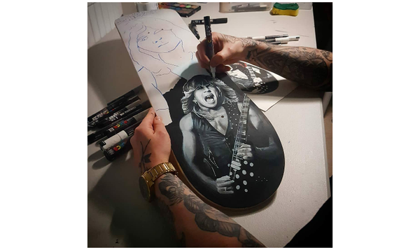 Uni POSCA Marker Pen PC-5M Medium Set of 2 (Black White)